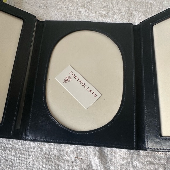 Vintage, Rare, & Authentic GUCCI Navy Blue Leather GG Picture Frame Photo Album - Picture 4 of 7